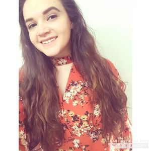 Meet your Posher, Holly